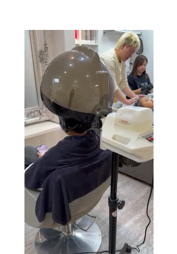 Collagen Hair Streamer